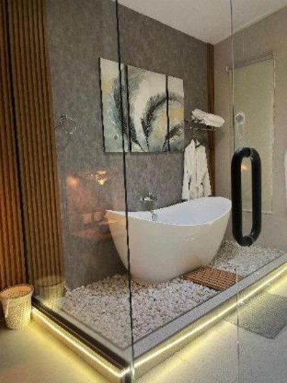 Wonderful residence with complete privacy - image 10