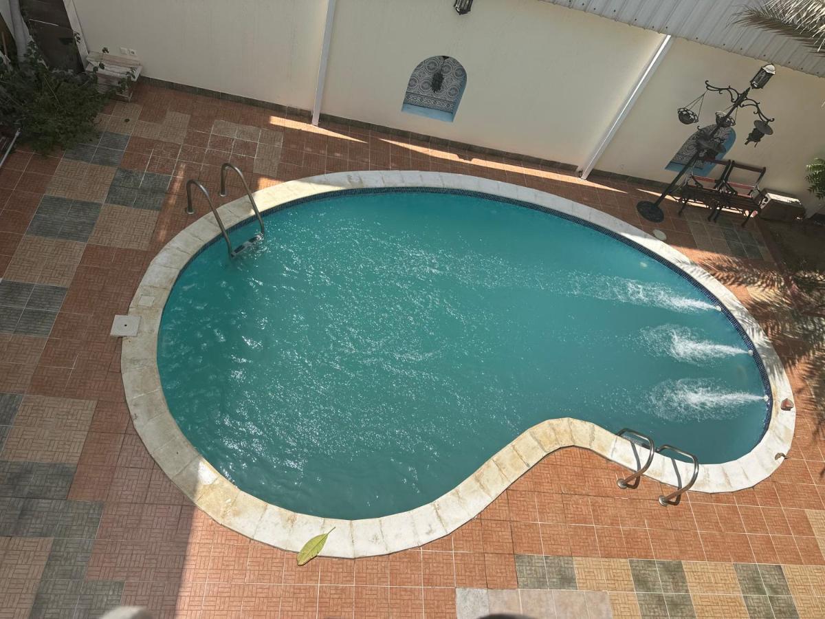 Luxury Apartment - image 3