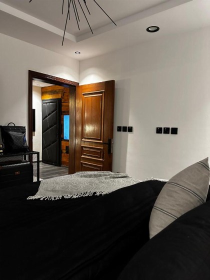 The calm studio - image 5