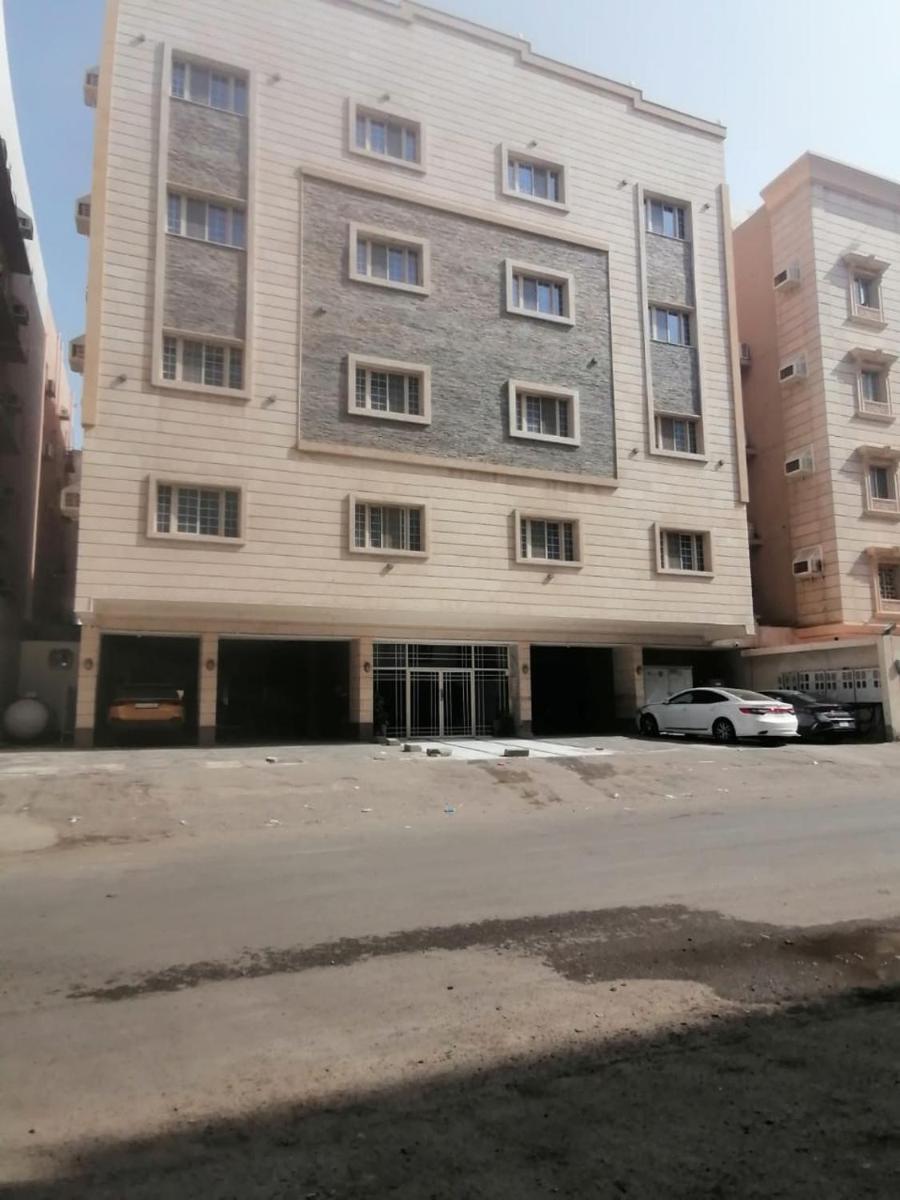 Alfarsiah Senior Suite - image 2