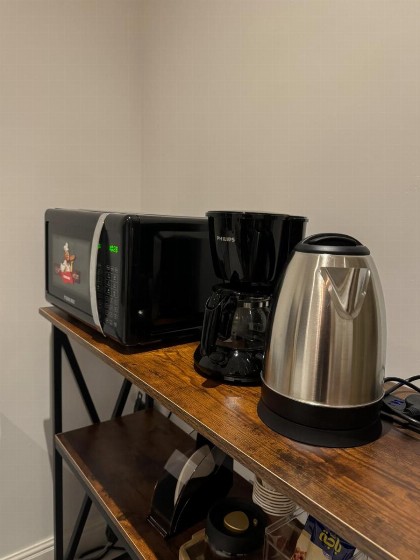 Comfy Bohemian room Smart Self Check in - image 4