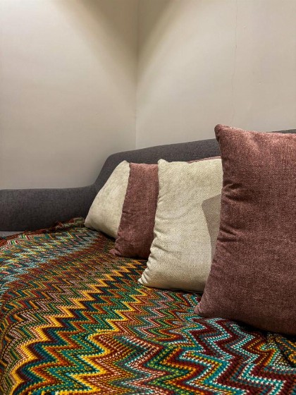 Comfy Bohemian room Smart Self Check in - image 5