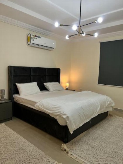 Private bedroom and lounge - image 10