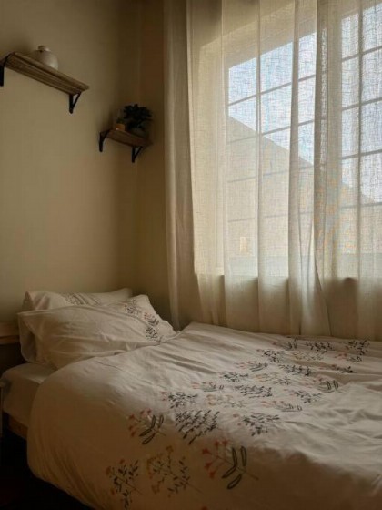 Warm Room - image 18