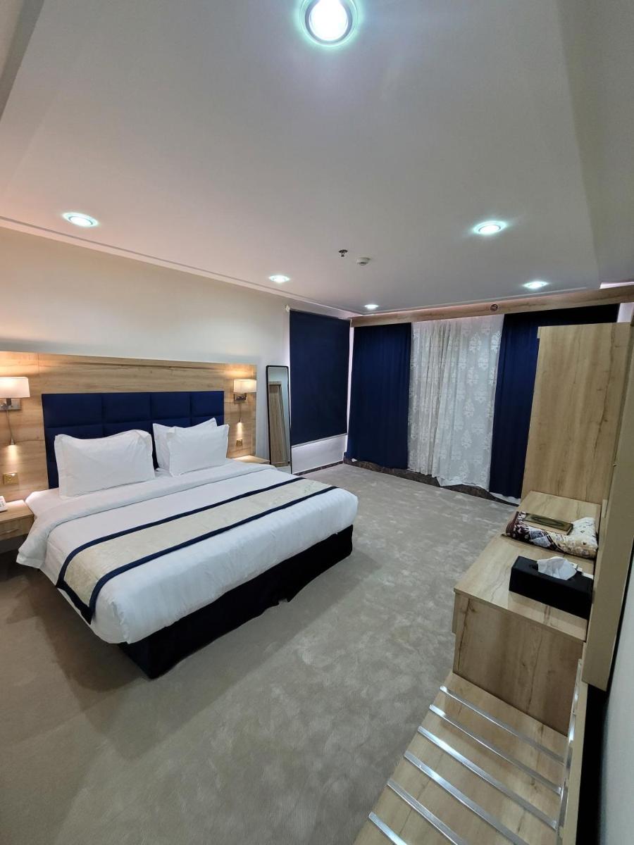 لاريس للشقق المخدومة - main image