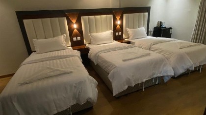 Diva Hotel 2 - image 2