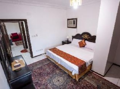 Al Eairy Furnished Apartments Jeddah 4 - image 2