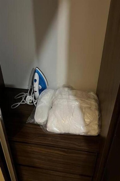 مكان جميل بطلالة خلابة على البحر - image 17