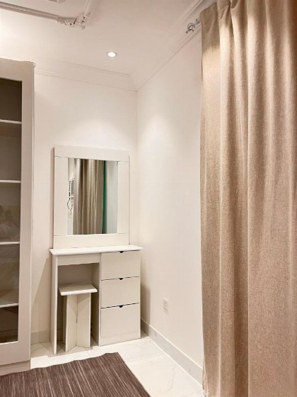 وحدة سكنية بالقرب من العرب مول ومطار الملك عبدالعزيز وطريق الملك فهد الستين - image 5