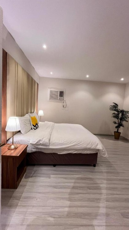 Modern Residential Apartment by Vacantals - image 13
