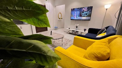 Modern Residential Apartment by Vacantals - image 3