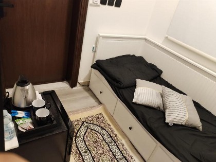 غرفة مريحة بوسط جدة - image 7