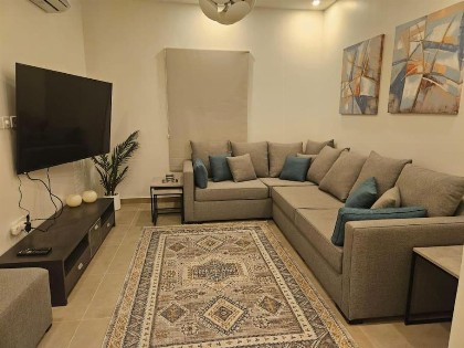 شقة مودرن قريبة من المطار - image 1