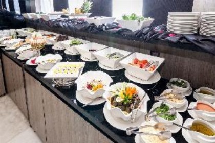 Mira Waterfront Hotel Jeddah - image 3