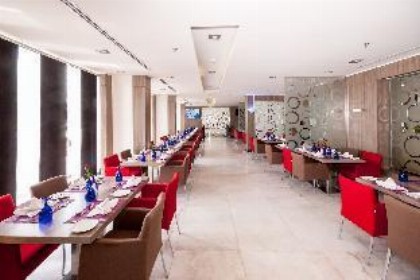Mira Waterfront Hotel Jeddah - image 5