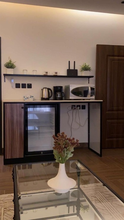 Modern Apartment In Ar Arawdah - image 1