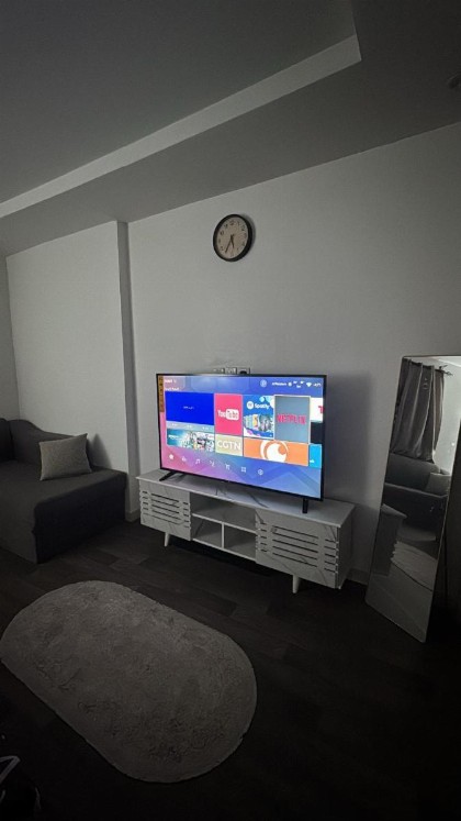استديو انيق وفاخر - image 2