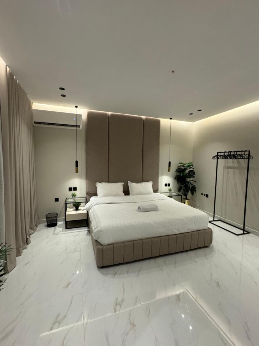 استديو فاخر- بمدخل ذكي - main image