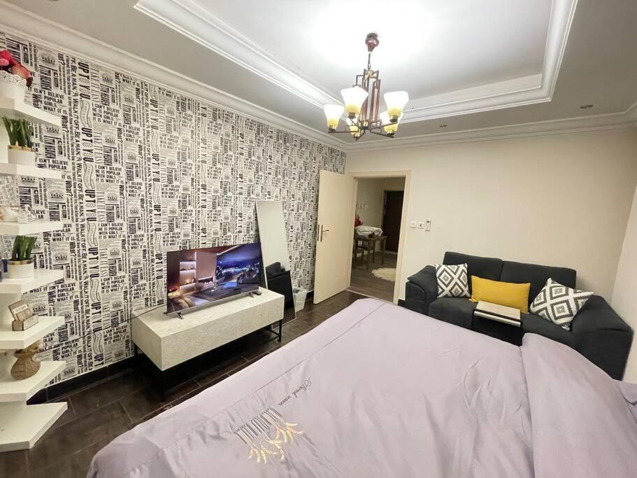 أستديو أنيق في شارع صاري - main image