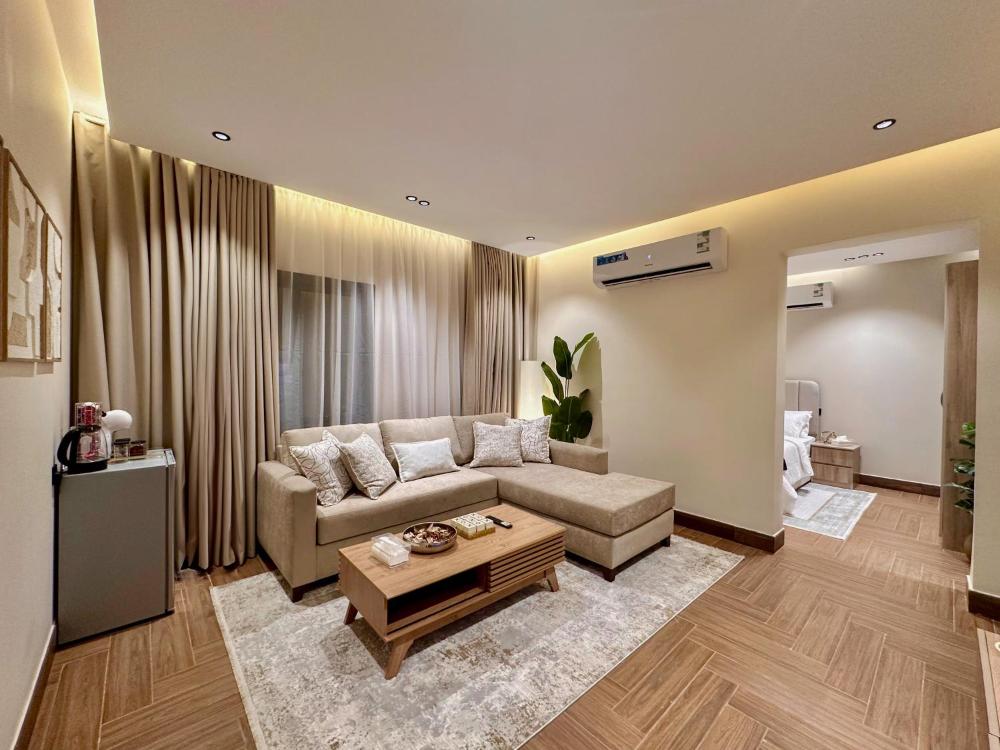 Stylish Cozy Modern 1-Bedroom - image 6