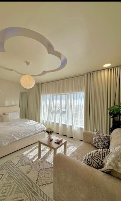 Luxurious studio for a beautiful and special night - image 11