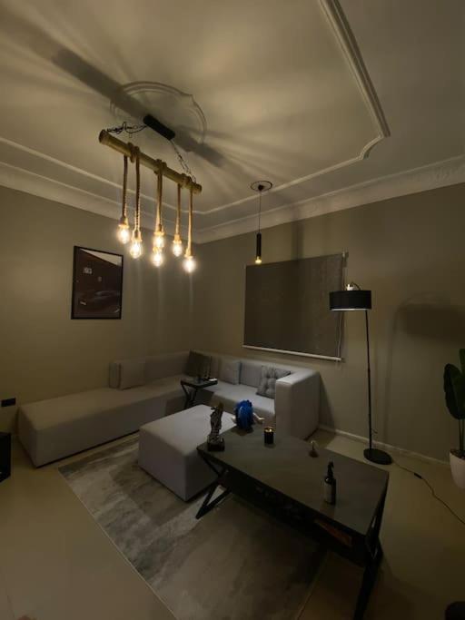 Modern Urban Crib - image 3