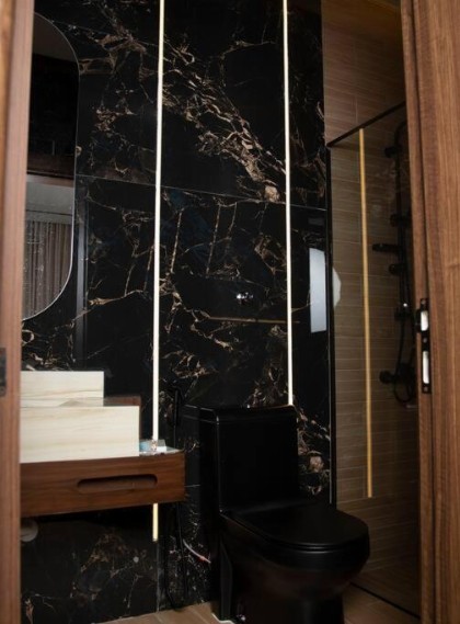 Family Apartment In Ar Rawdah - image 3