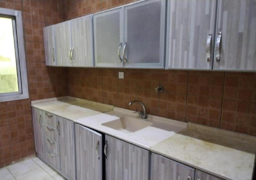 Najma Al Hamra - image 7