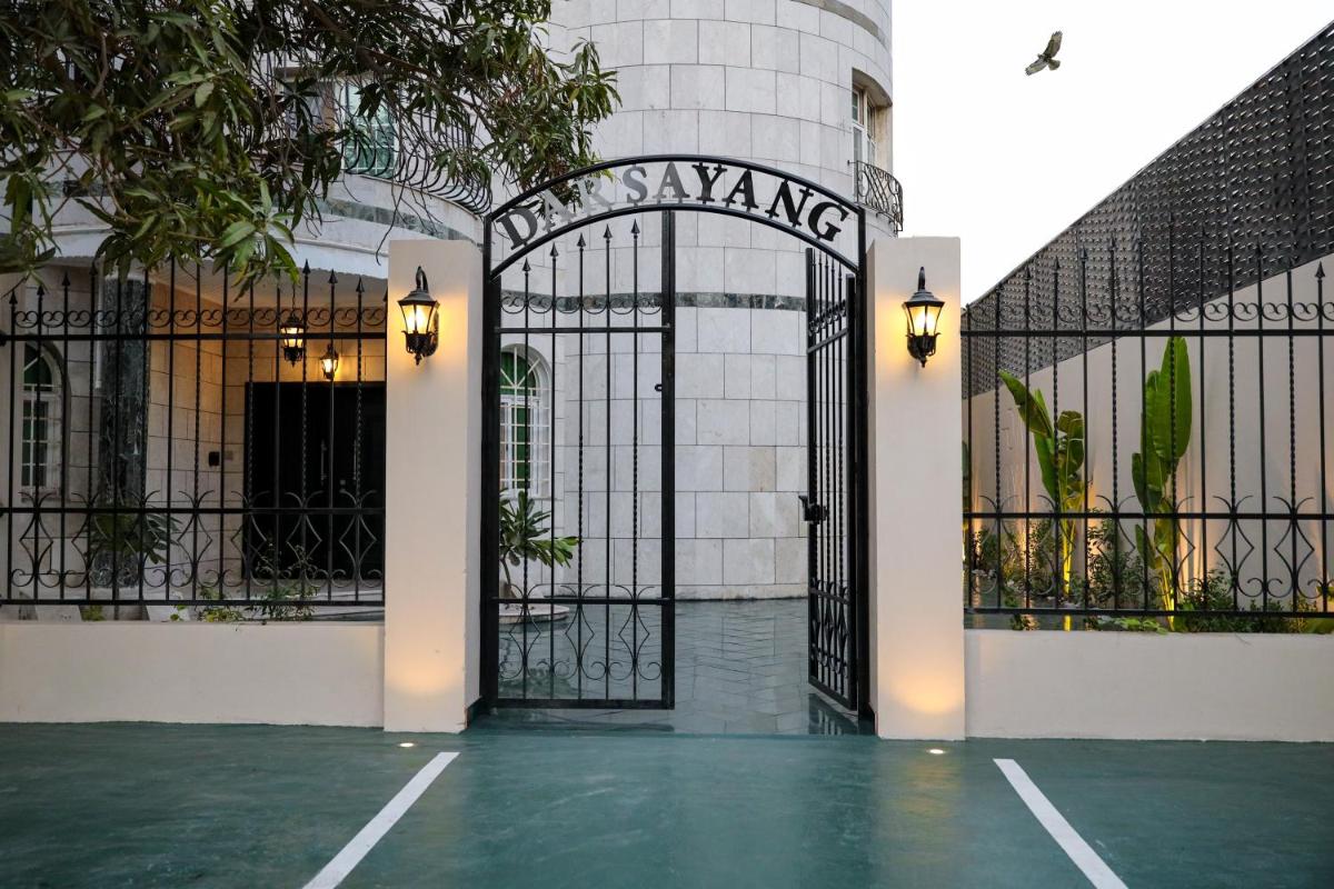 Dar Sayang - main image