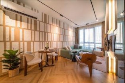 Saden Albwadi 2BR Premium Apt-210 - image 2