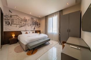 Saden Albwadi 2BR Premium Apt-209 - image 6
