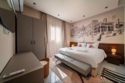 Saden Albwadi 2BR Standard Apt-424 - image 3